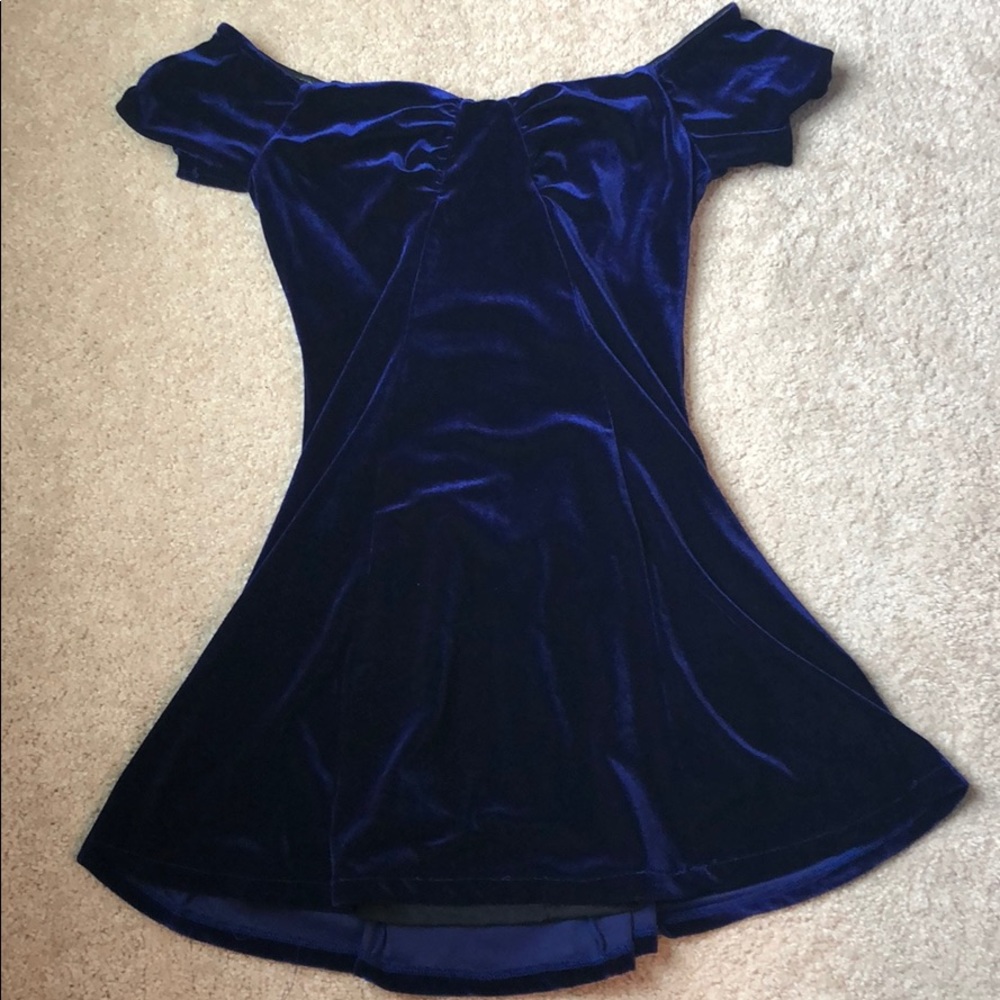 Blue/purple velvet feeling dress